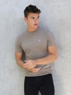 Initial Crew T-Shirt - Brown -Blakely 080CBROW5