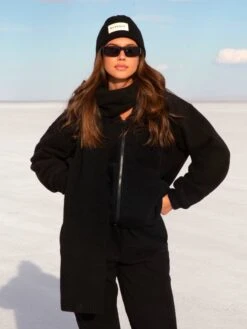 Label Knitted Scarf - Black -Blakely 133blackD 3