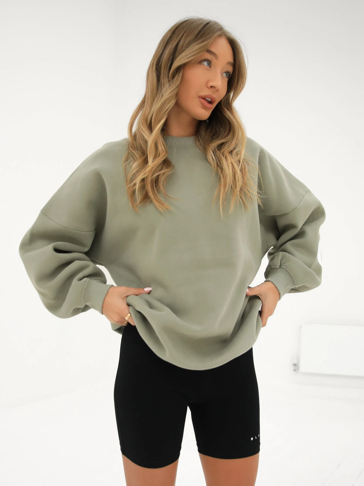 Isabel Oversized Jumper - Olive 6 Isabel Oversized Jumper - Olive - Image 4