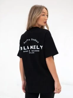 Arched Active Studios Oversized T-Shirt - Black -Blakely 197c Black 02D