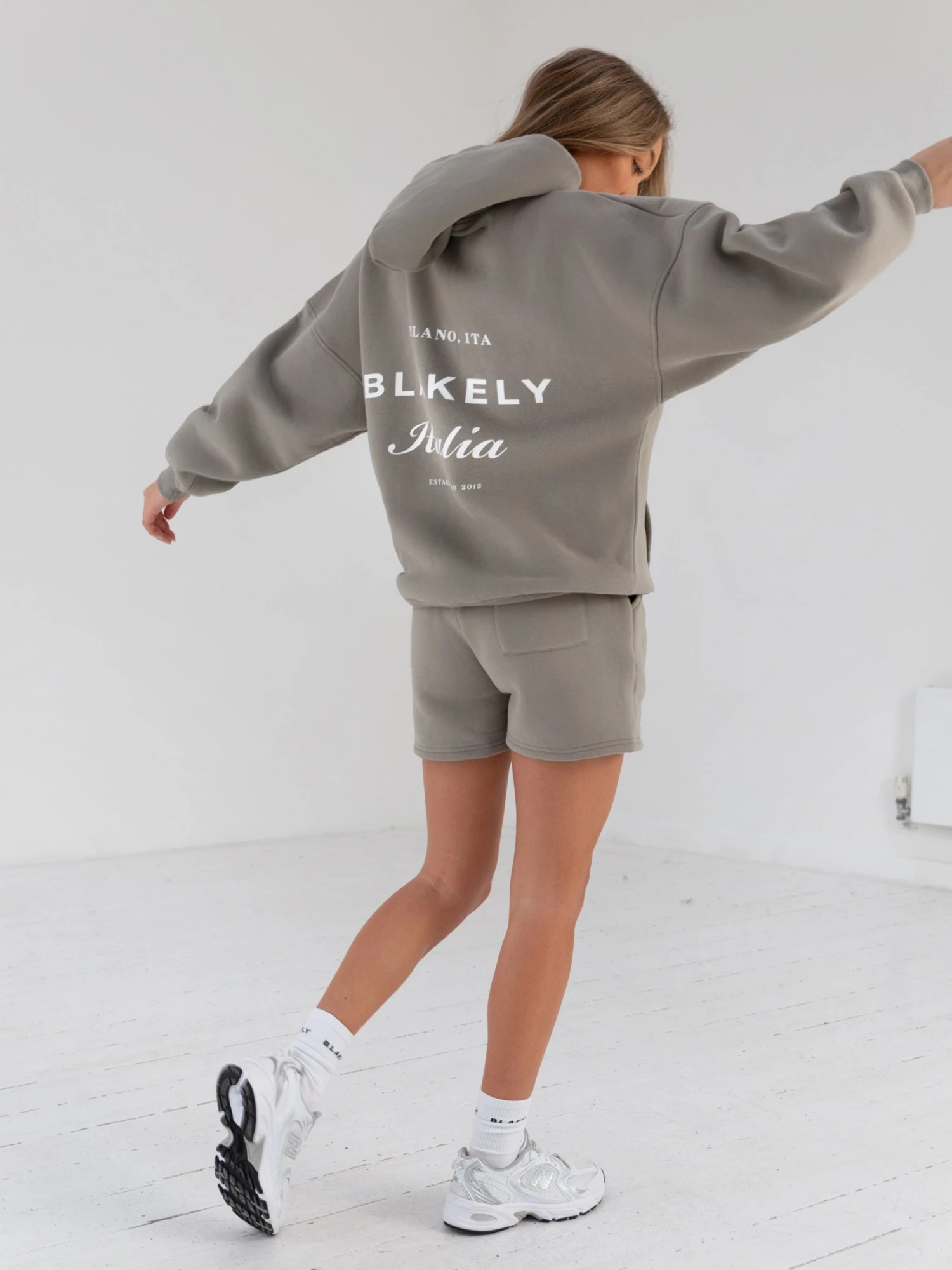 Italia Oversized Hoodie - Stone Grey 8 Italia Oversized Hoodie - Stone Grey - Image 6