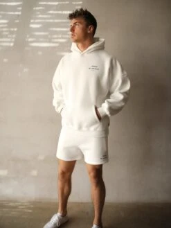 Italia Relaxed Jogger Shorts - Flat White -Blakely 201MBFlatWhite 01D a2465919 b54d 4eb0 a810 585e46067f3e