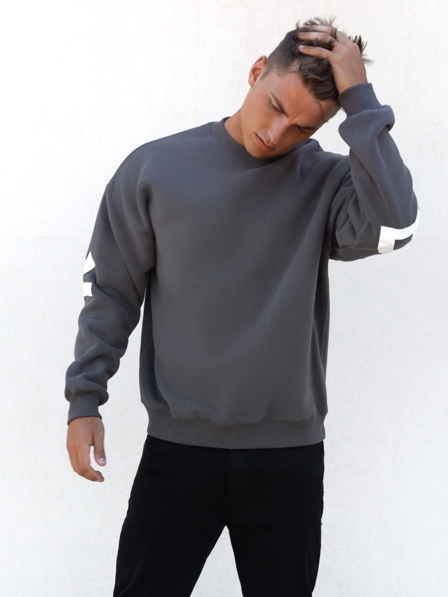 Idris Oversized Jumper - Charcoal 6 Idris Oversized Jumper - Charcoal - Image 4