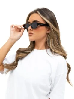 Alexa Sunglasses - Black -Blakely 22036SALEXABLACKD 1
