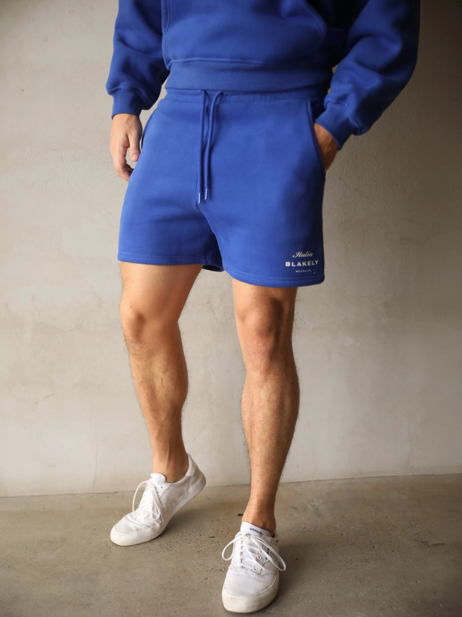 Italia Relaxed Jogger Shorts - Cobalt Blue 4 Italia Relaxed Jogger Shorts - Cobalt Blue - Image 2