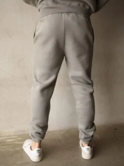 Italia Relaxed Sweatpants - Stone Grey -Blakely 224MBSTONEGREY 04D ba530b26 222d 4507 b1af 32baef310f2b