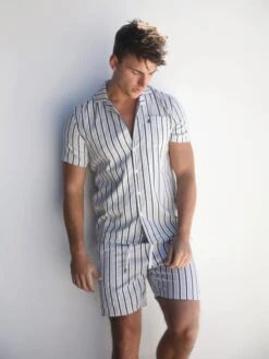 Assisi Stripe Shorts - Navy -Blakely 2290Navy 04D 28d527fa ef04 4182 b10e 9f778e0e59d7