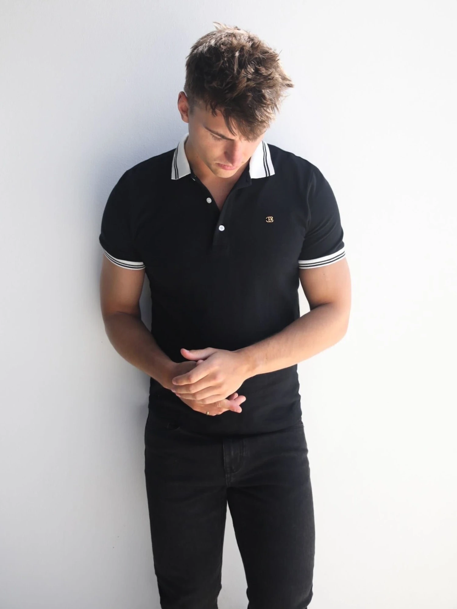 Dalston Polo - Black 8 Dalston Polo - Black - Image 6