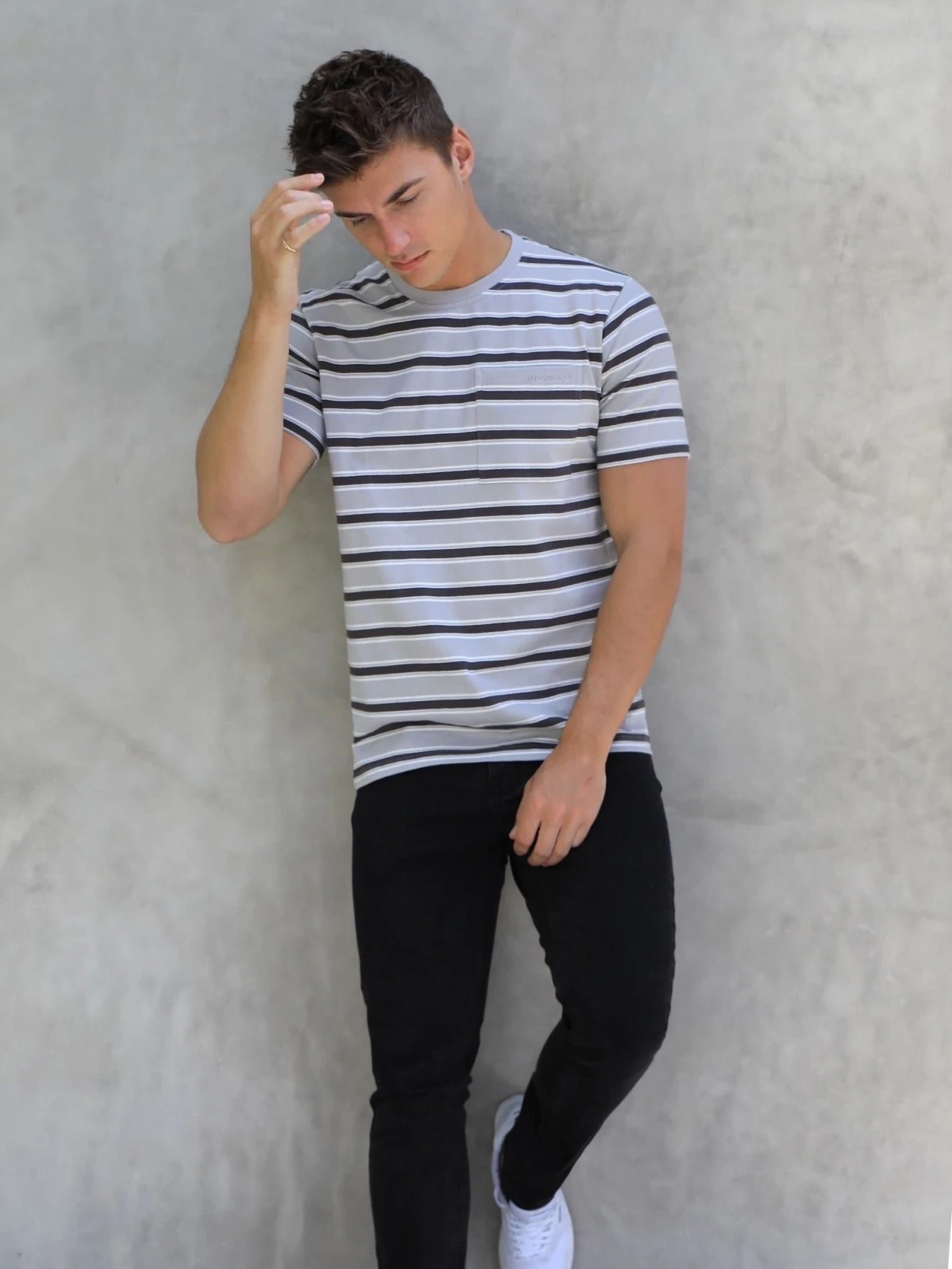 Alban Relaxed T-Shirt - Grey 8 Alban Relaxed T-Shirt - Grey - Image 6