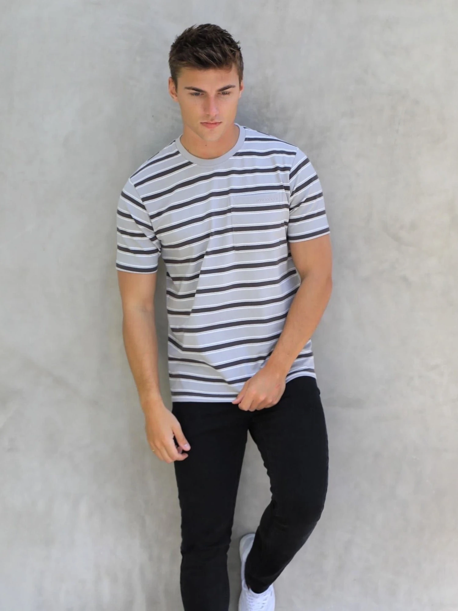 Alban Relaxed T-Shirt - Grey 4 Alban Relaxed T-Shirt - Grey - Image 2