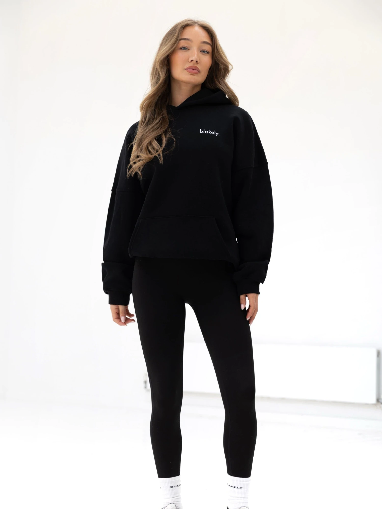 Sami Oversized Hoodie - Black 8 Sami Oversized Hoodie - Black - Image 6