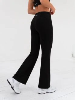Soft Sculpt Wide Leg Leggings - Black -Blakely 2741Black 08D