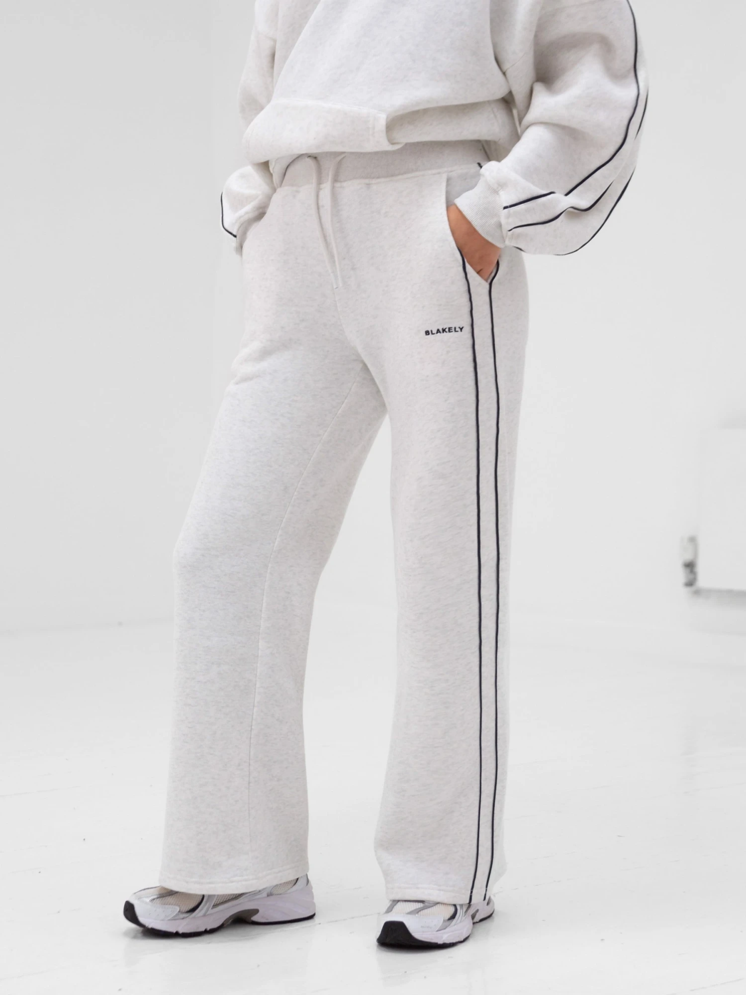 Apex Wide Leg Sweatpants - Marl White 6 Apex Wide Leg Sweatpants - Marl White - Image 4