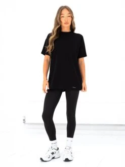 Olivia Oversized T-Shirt - Black -Blakely 3124BLACKD 4 3d385eb9 b698 4d71 acc6 86b061067fa3