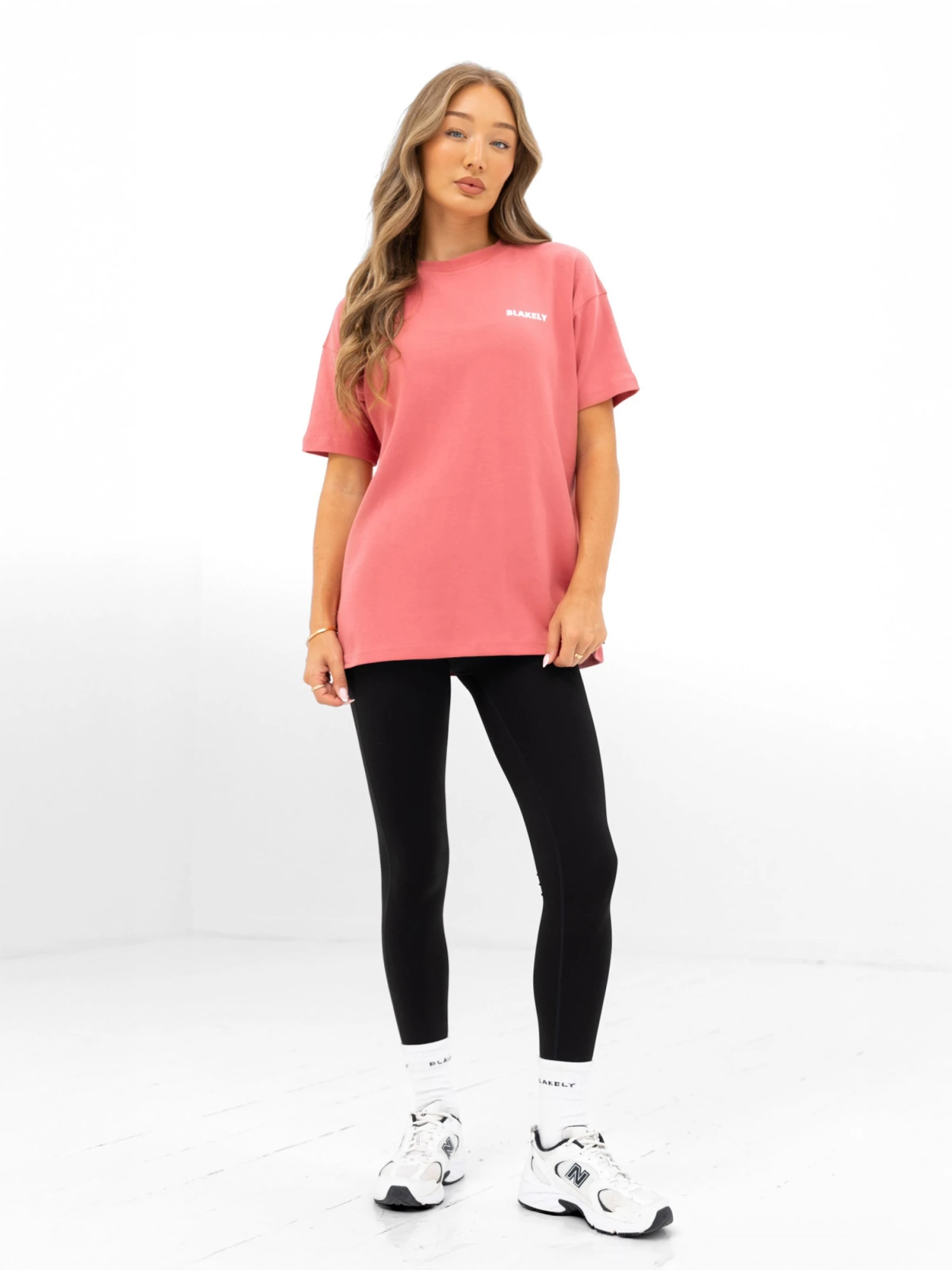 Amelie Oversized T-Shirt - Sunrise Coral 6 Amelie Oversized T-Shirt - Sunrise Coral - Image 4