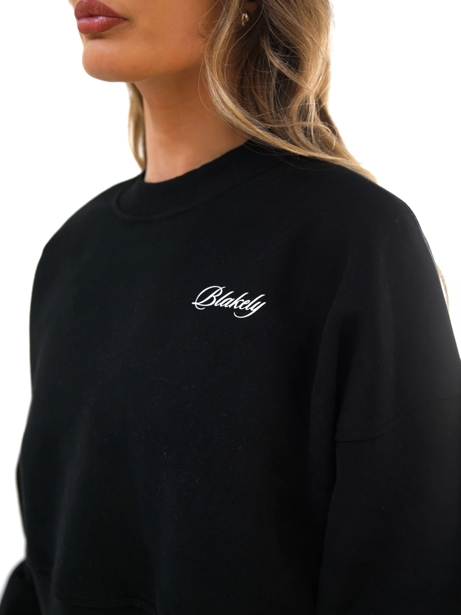 Off Duty Cropped Jumper - Black 7 Off Duty Cropped Jumper - Black - Image 5