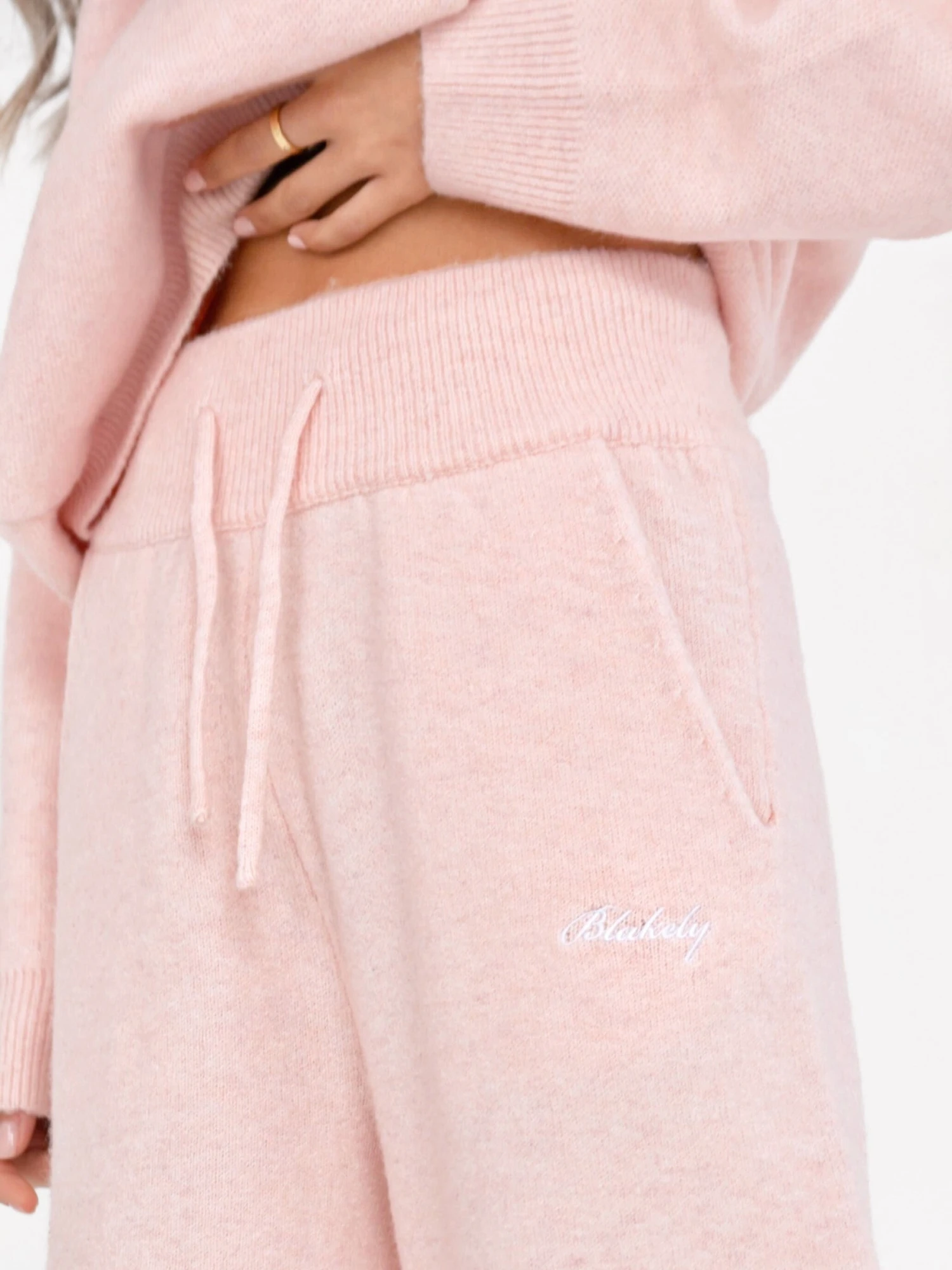 Knitted Wide Leg Sweatpants - Marshmallow Pink 8 Knitted Wide Leg Sweatpants - Marshmallow Pink - Image 6