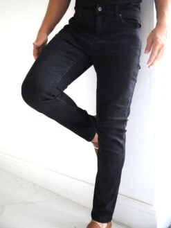 Vol. 9 Slim Jeans - Black -Blakely 986Vol.9GarethBlack3D