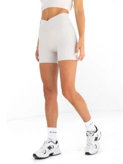 Ultimate Crossover Shorts - Ivory -Blakely B601IVORY06D