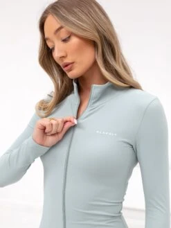 Studio Active Jacket - Mineral Blue -Blakely B605Lightblue 01D