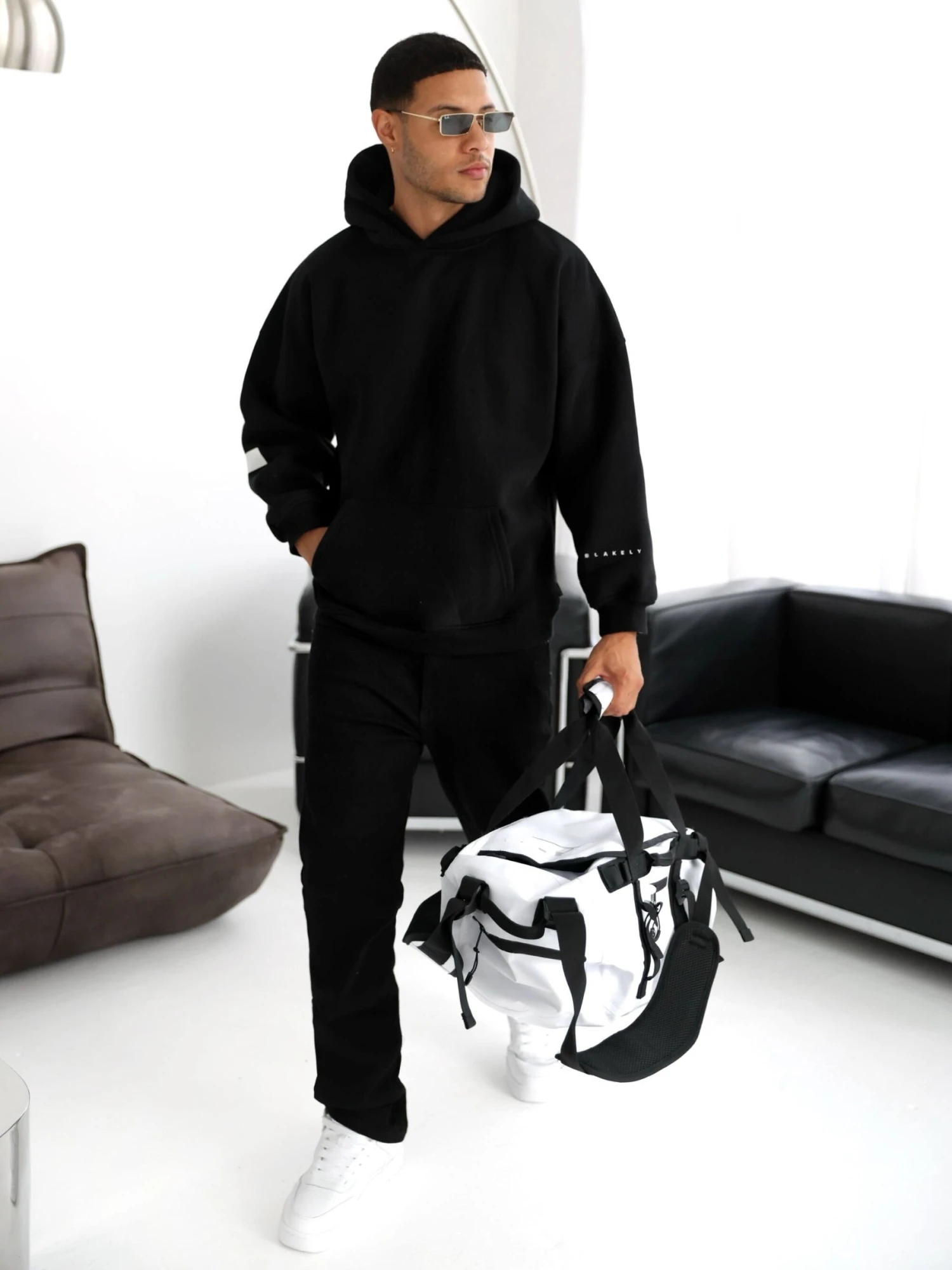 Blakely Holdall Bag - White 7 Blakely Holdall Bag - White - Image 5