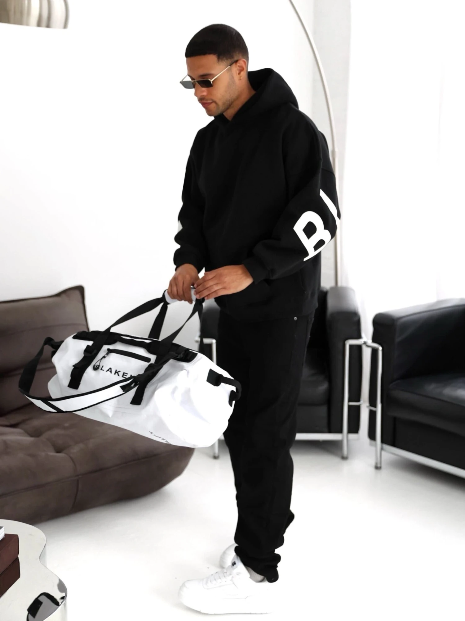 Blakely Holdall Bag - White 5 Blakely Holdall Bag - White - Image 3