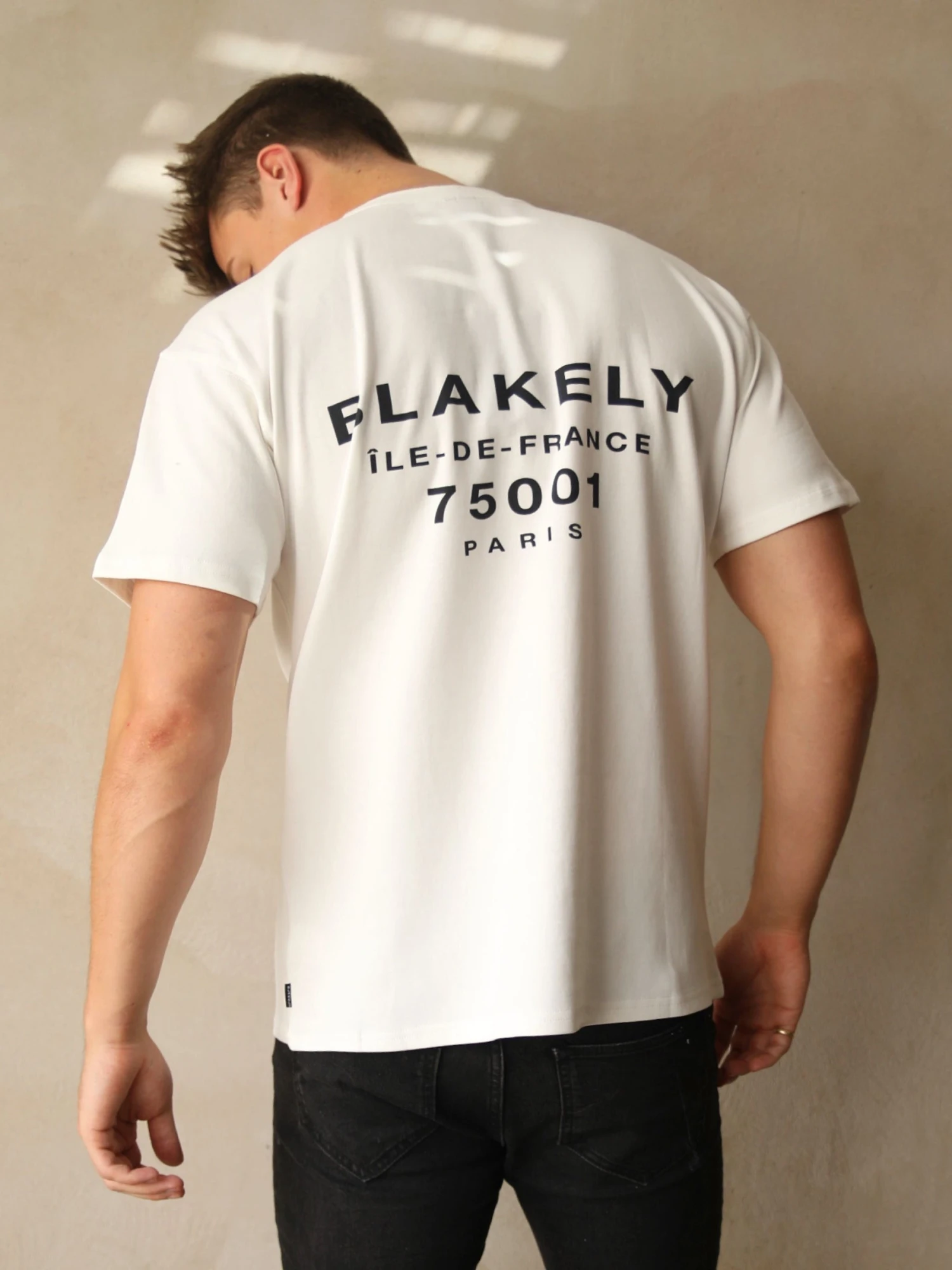 Rue Relaxed T-Shirt - White 8 Rue Relaxed T-Shirt - White - Image 6