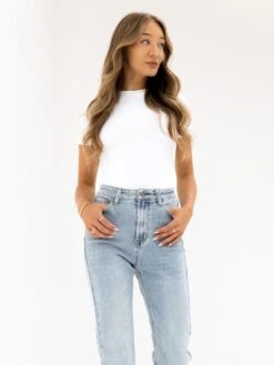 Blakely Straight Cut Jeans - Faded Blue 13 Blakely Straight Cut Jeans - Faded Blue -Blakely J8001LIGHT05D