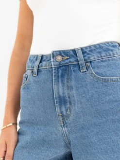 Blakely High Rise Denim Shorts - Mid Blue -Blakely J8003MIDBLUE03D