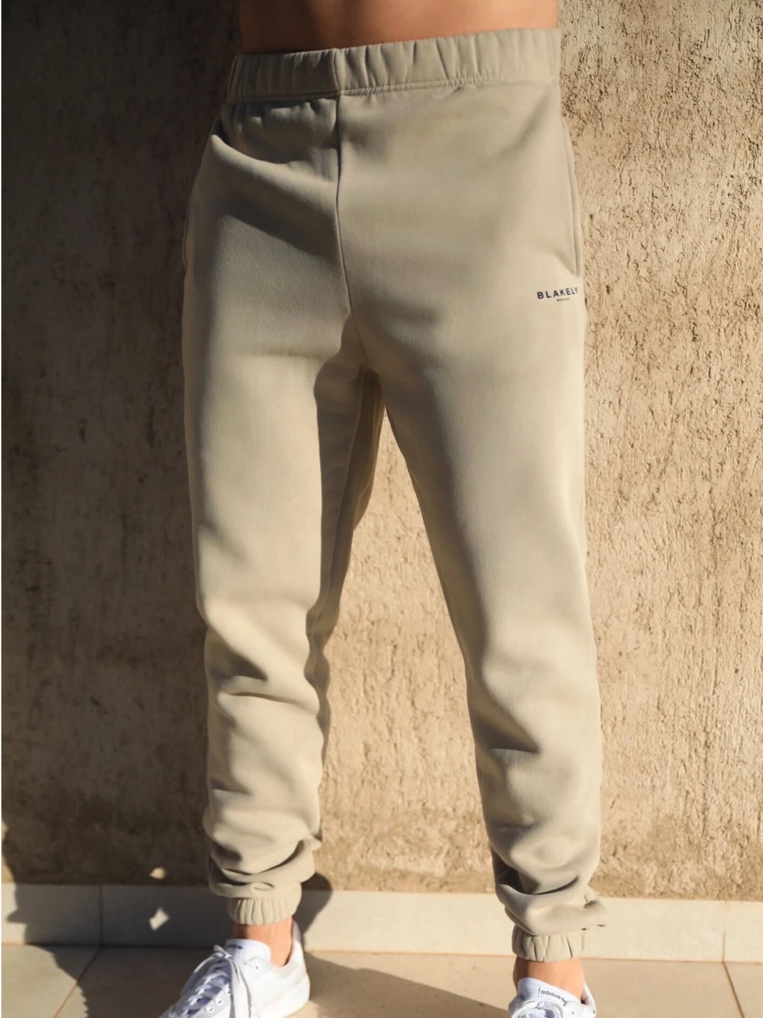 Reseau Relaxed Sweatpants - Washed Khaki 2 Reseau Relaxed Sweatpants - Washed Khaki