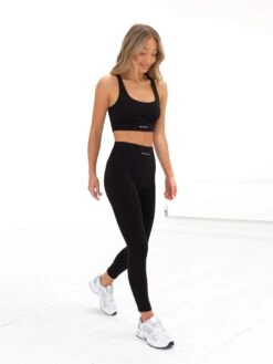Ultimate Active Leggings - Black -Blakely UltimateBlackLeggings03