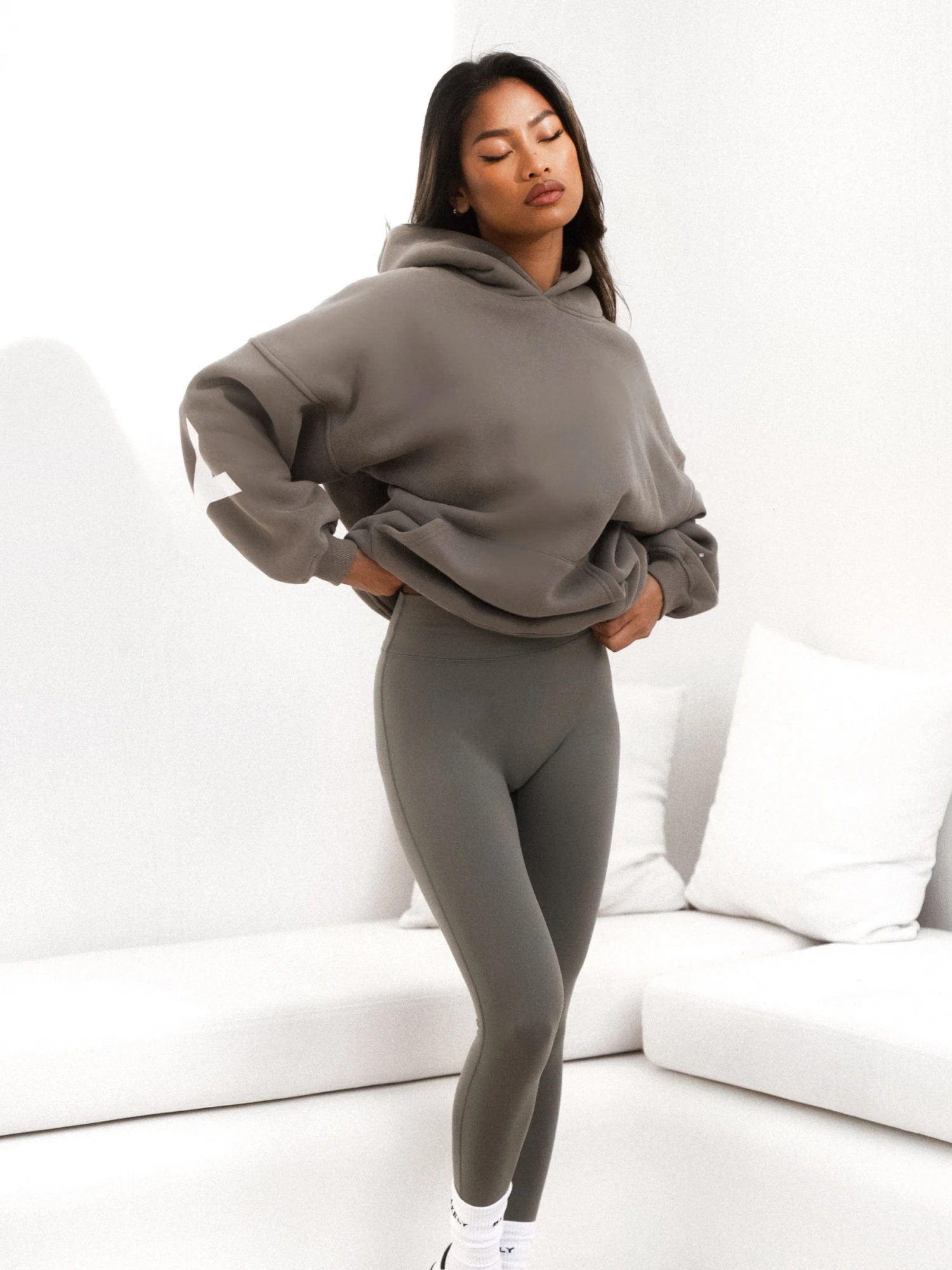 Isabel Hoodie & Leggings Set - Safari Green 5 Isabel Hoodie & Leggings Set - Safari Green - Image 3