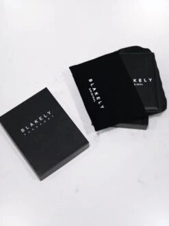 BLK Passport Holder - Black 12 BLK Passport Holder - Black -Blakely passport4d
